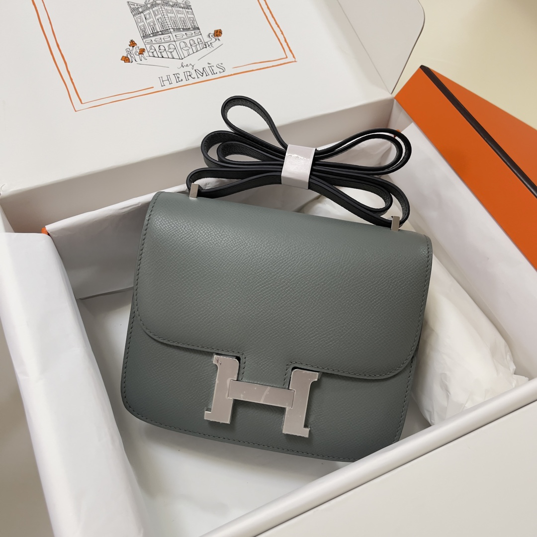 Hermès Constance 19cm Almond Green