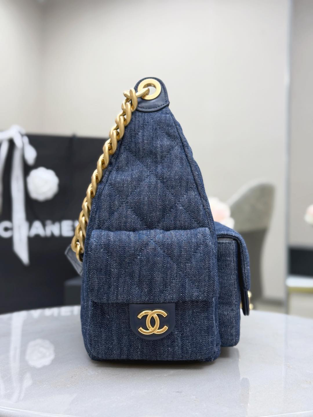 Chanel 25C Cowboy hippie hobo bag made of washed denim