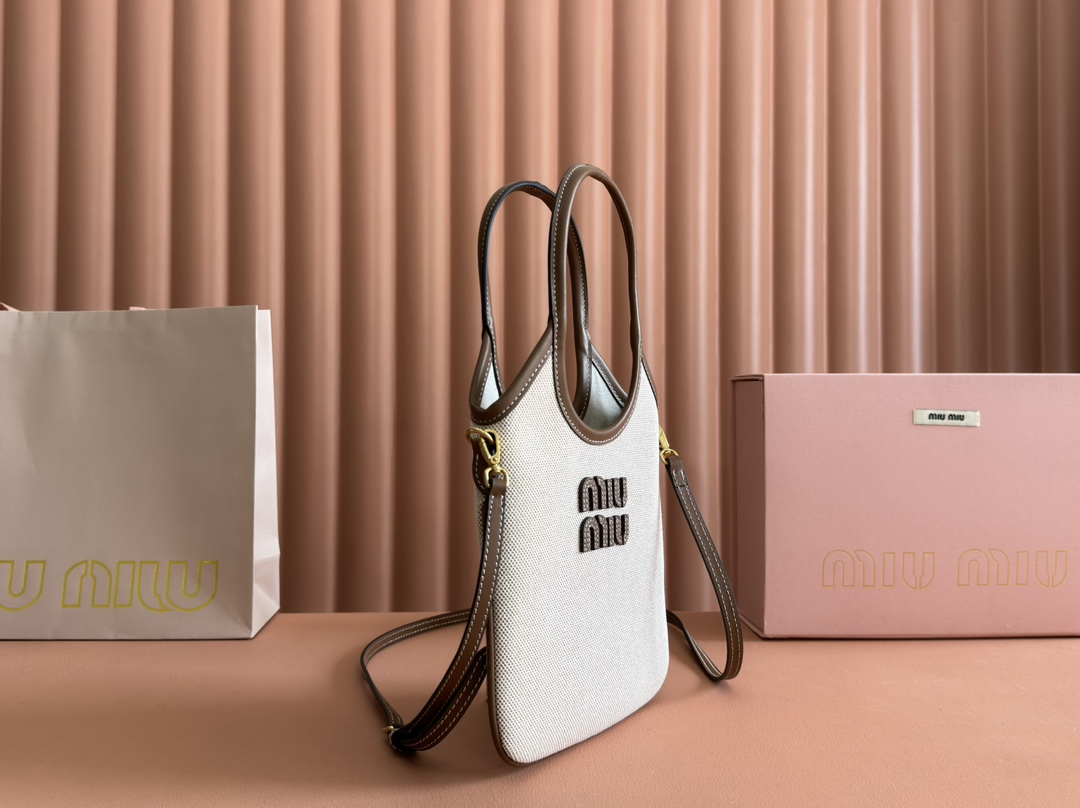 【5BG281】miumiu ivy