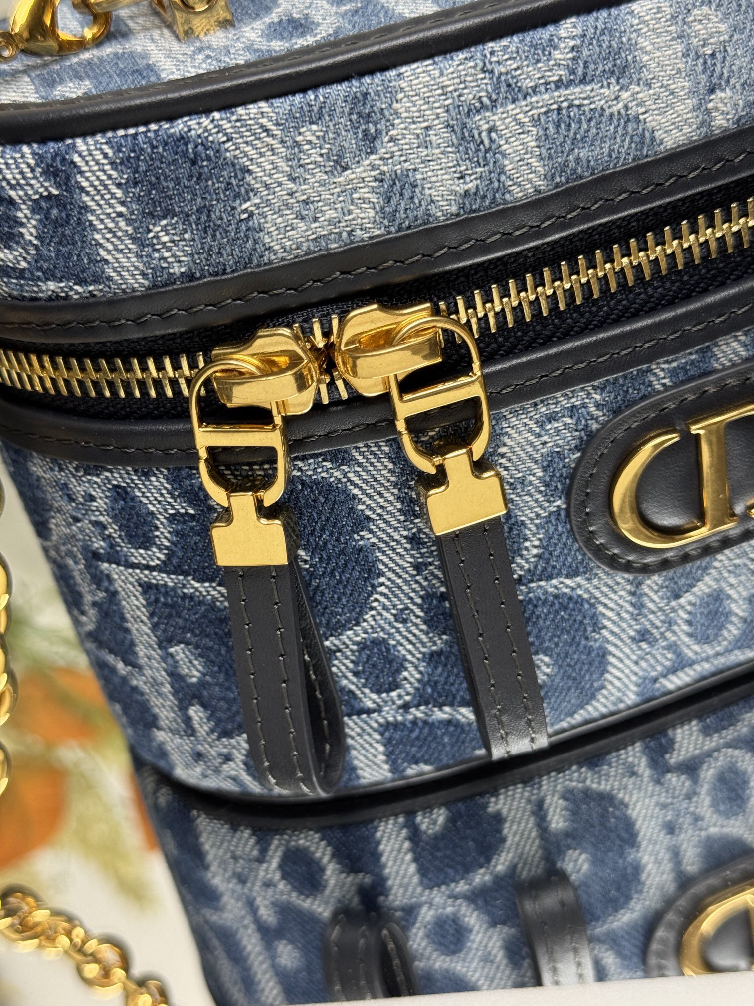 DIOR 30 Montaigne Mini Vanity Case 0820