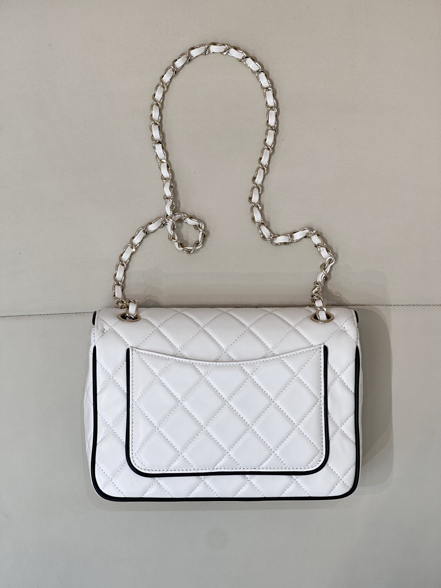 Chanel Cf Comic series Sheep Leather Chain Bag handbag