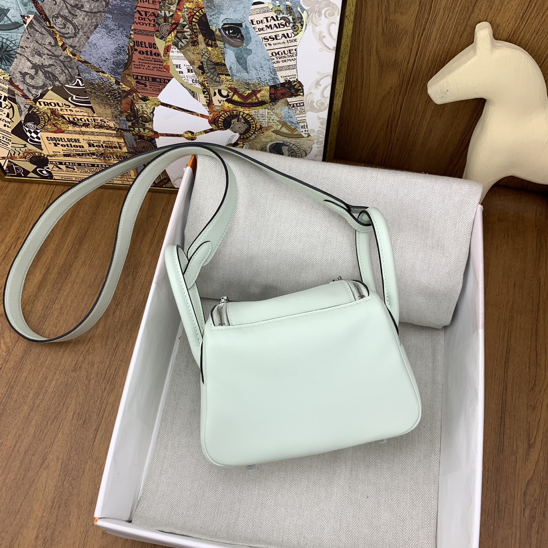 Hermès Mini lindy swift OS Bubble green color