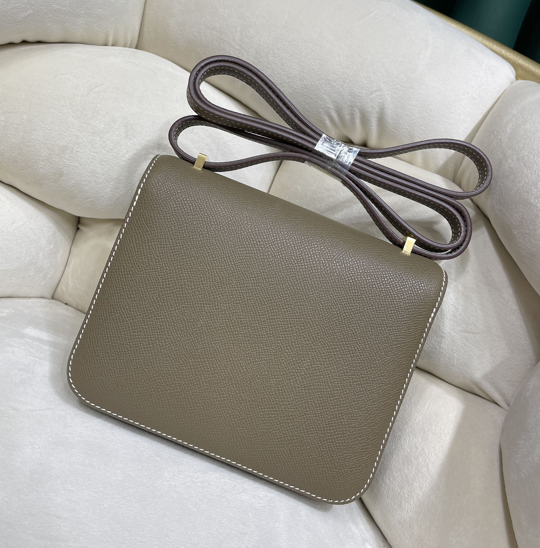 Hermès Constance 19 cm Elephant gray