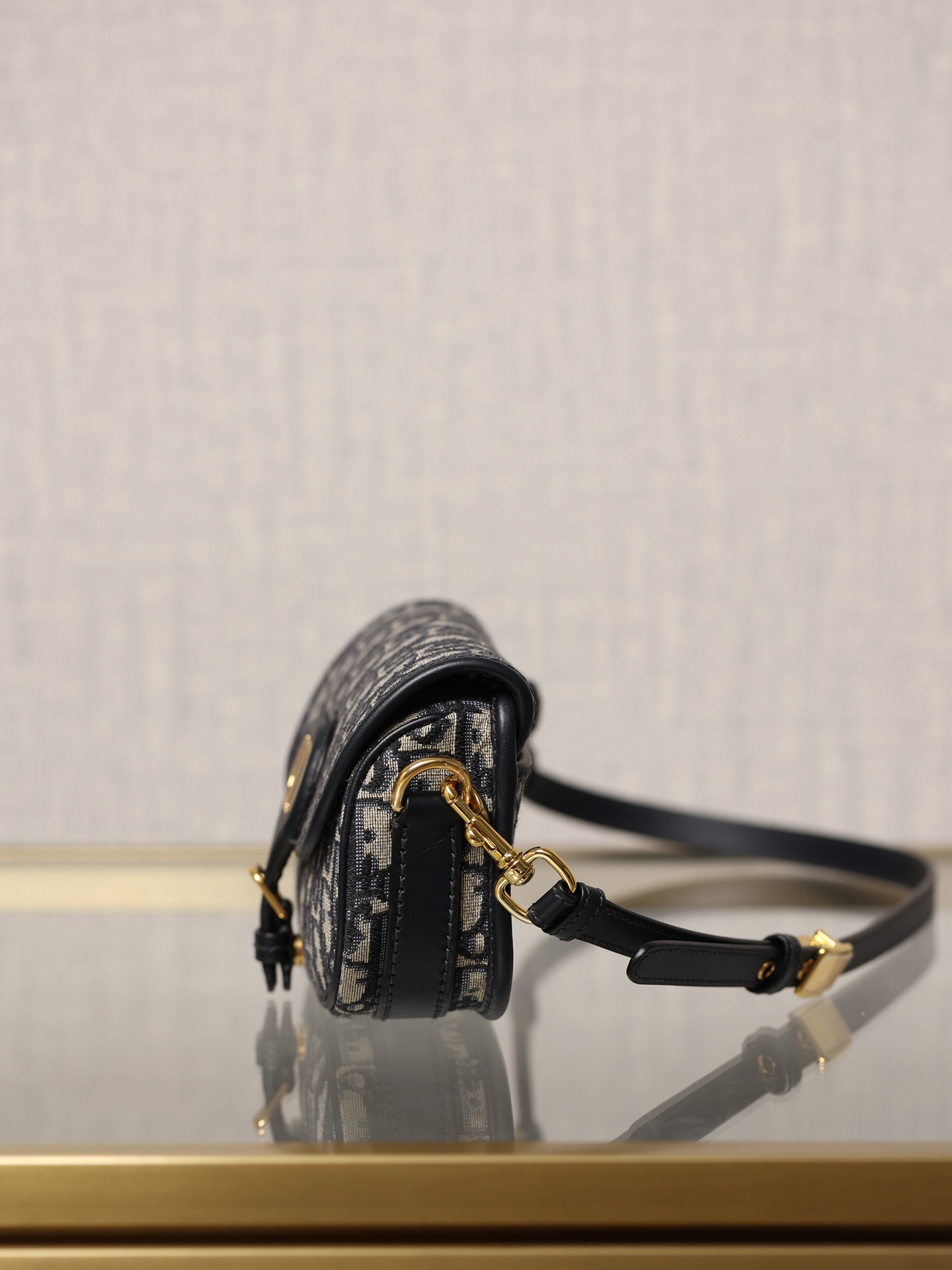 DIOR 30 Montaigne Bobby East-West Bag blue