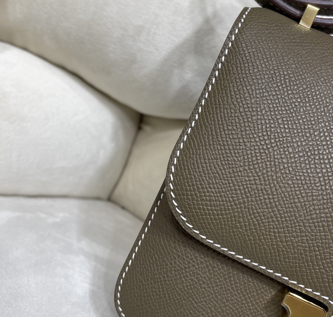 Hermès Constance 19 cm Elephant gray