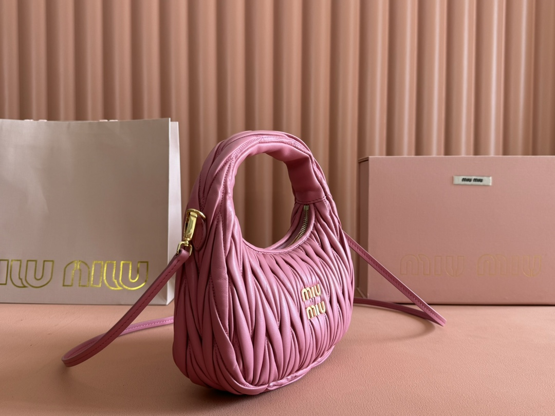 【 5BC125 Powder 】miumiu wander