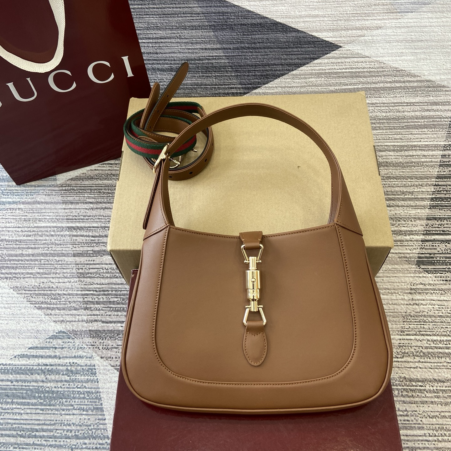 【810232 Brown Full Leather】gucci Jackie 1961