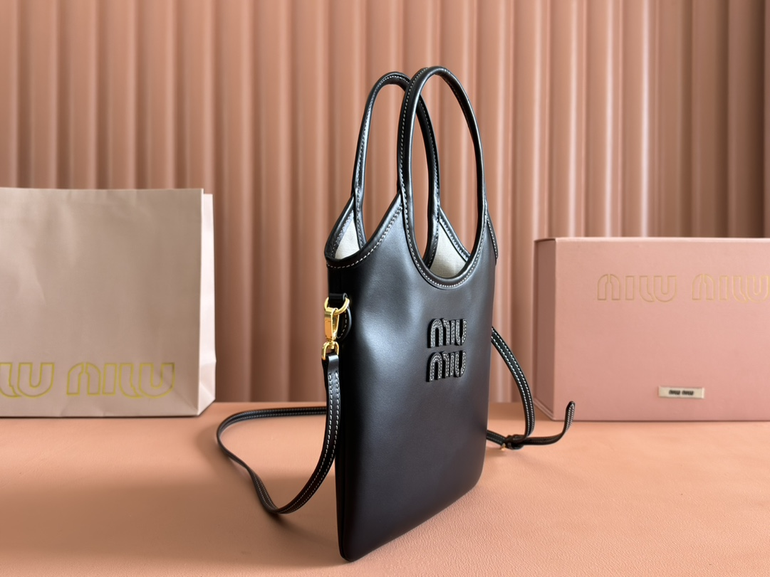 【 5BG281 Black 】miumiu ivy