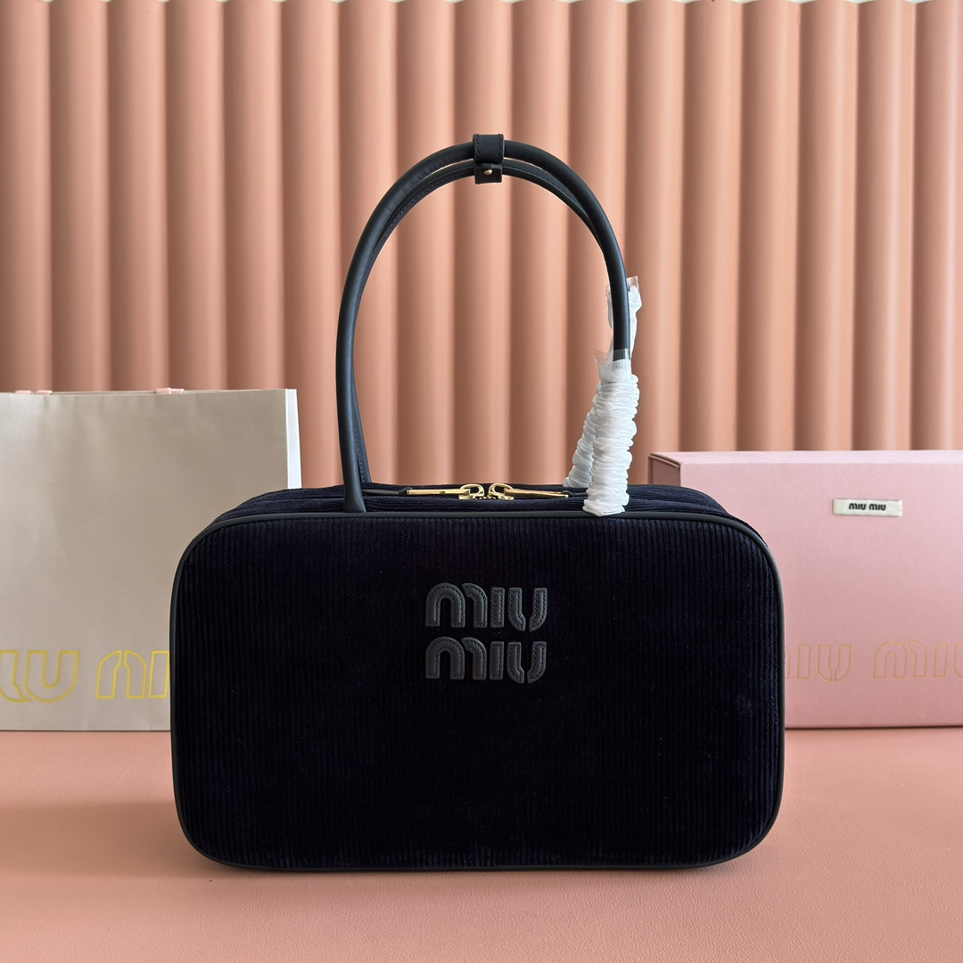 【 5BB117 Sky Blue 】miumiu beau