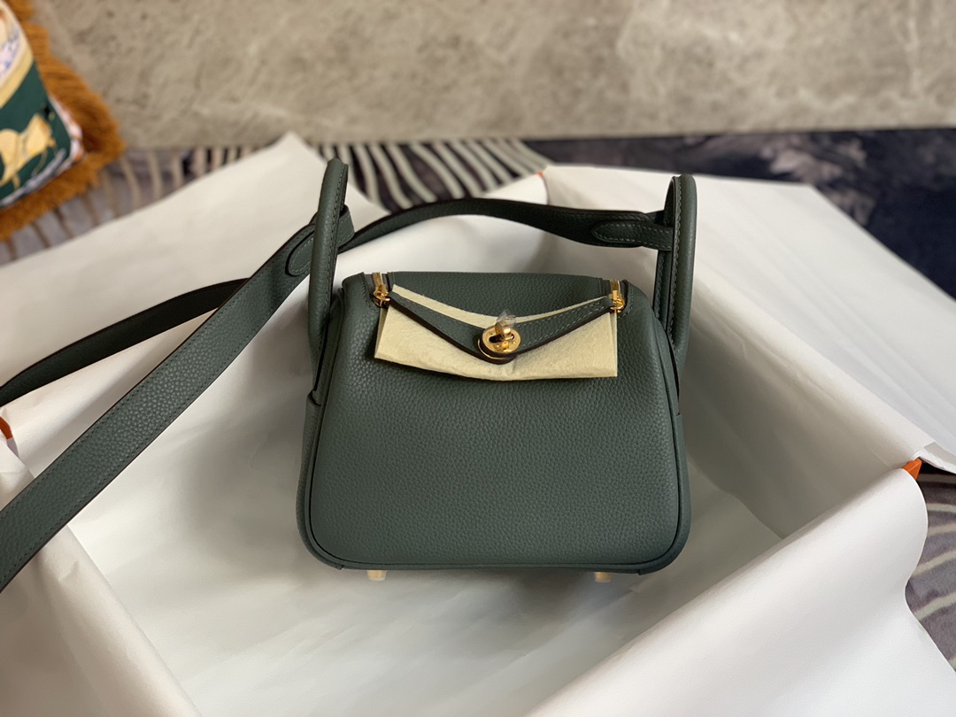 Hermès Mini Lindy 19 green