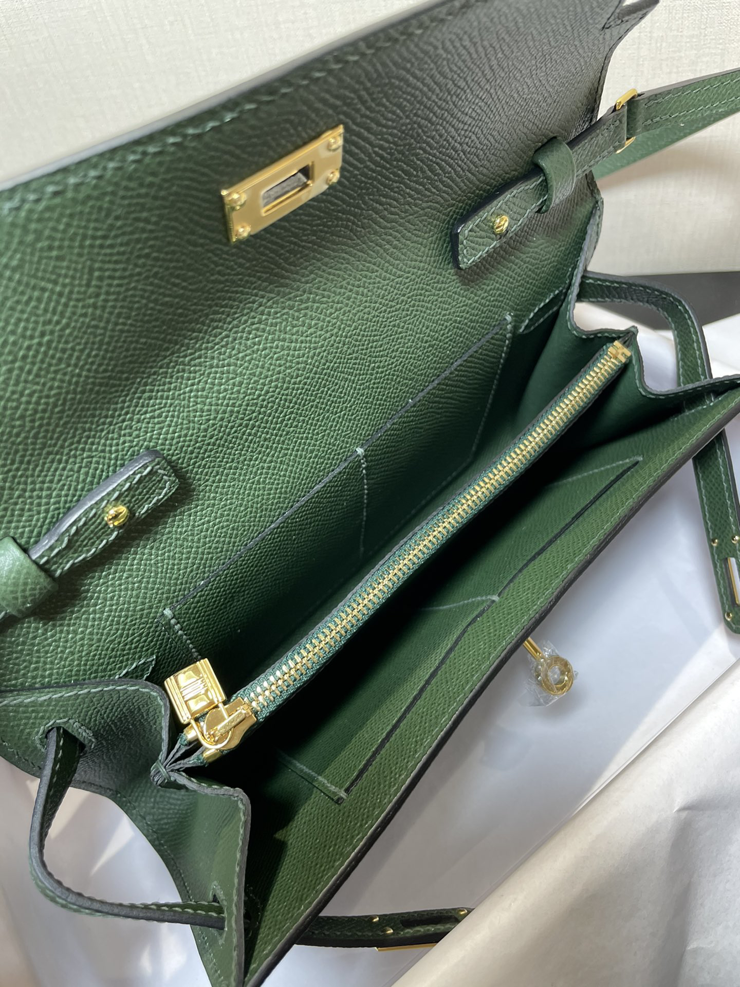 Hermès Kelly Messenger Bag green