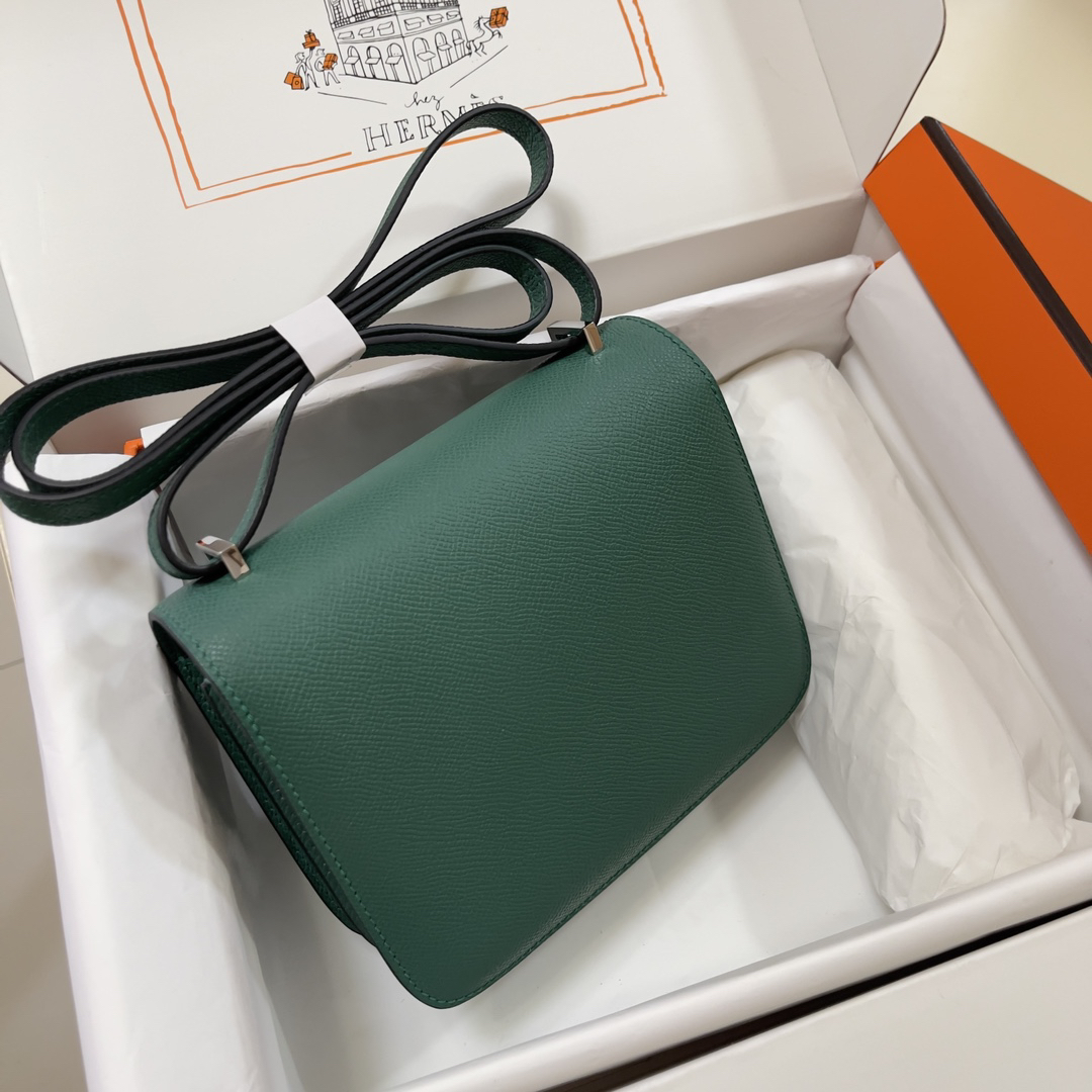 Hermès Constance 19cm Green Peacock Color