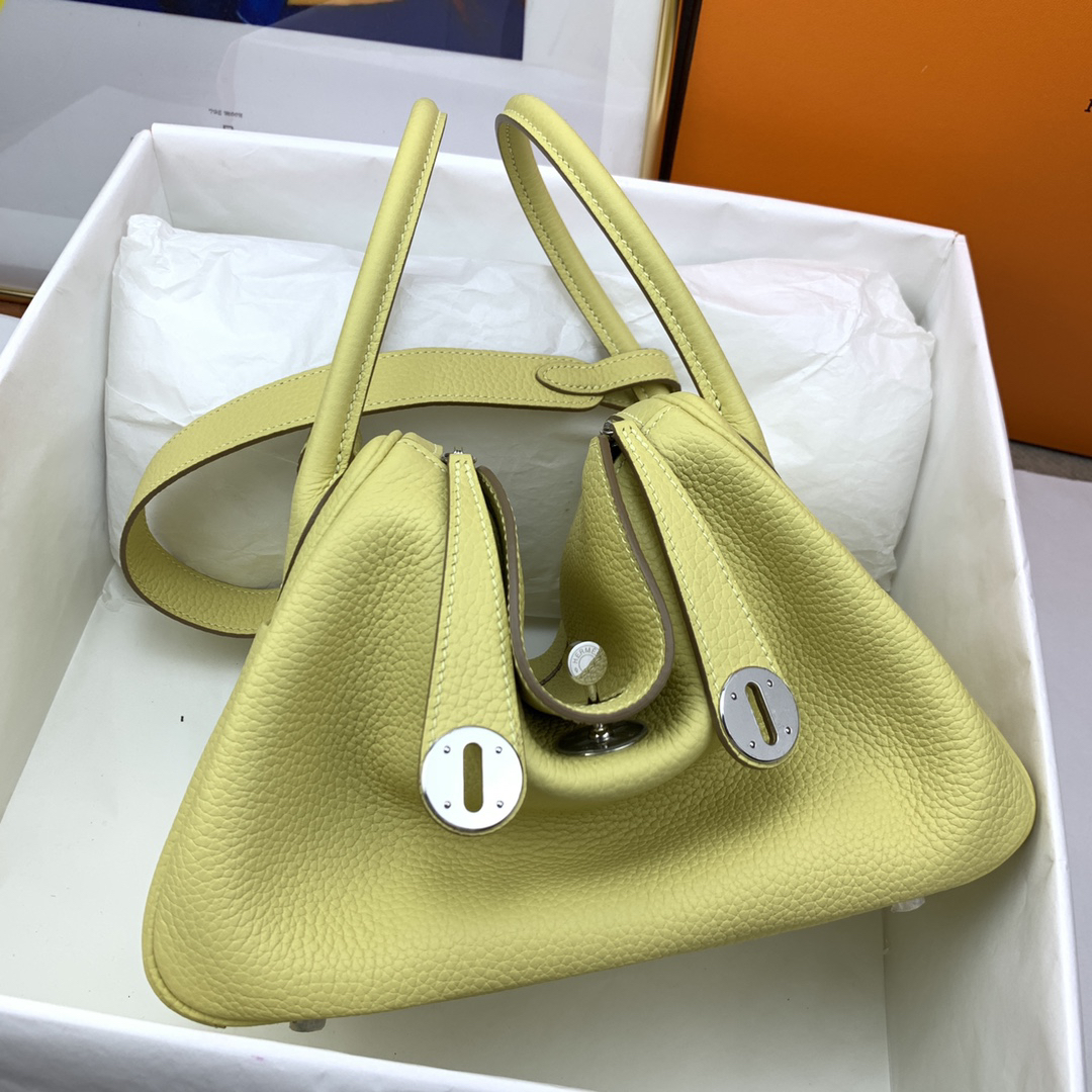 Hermès Lindy 26  clemenc TC leather yellow color
