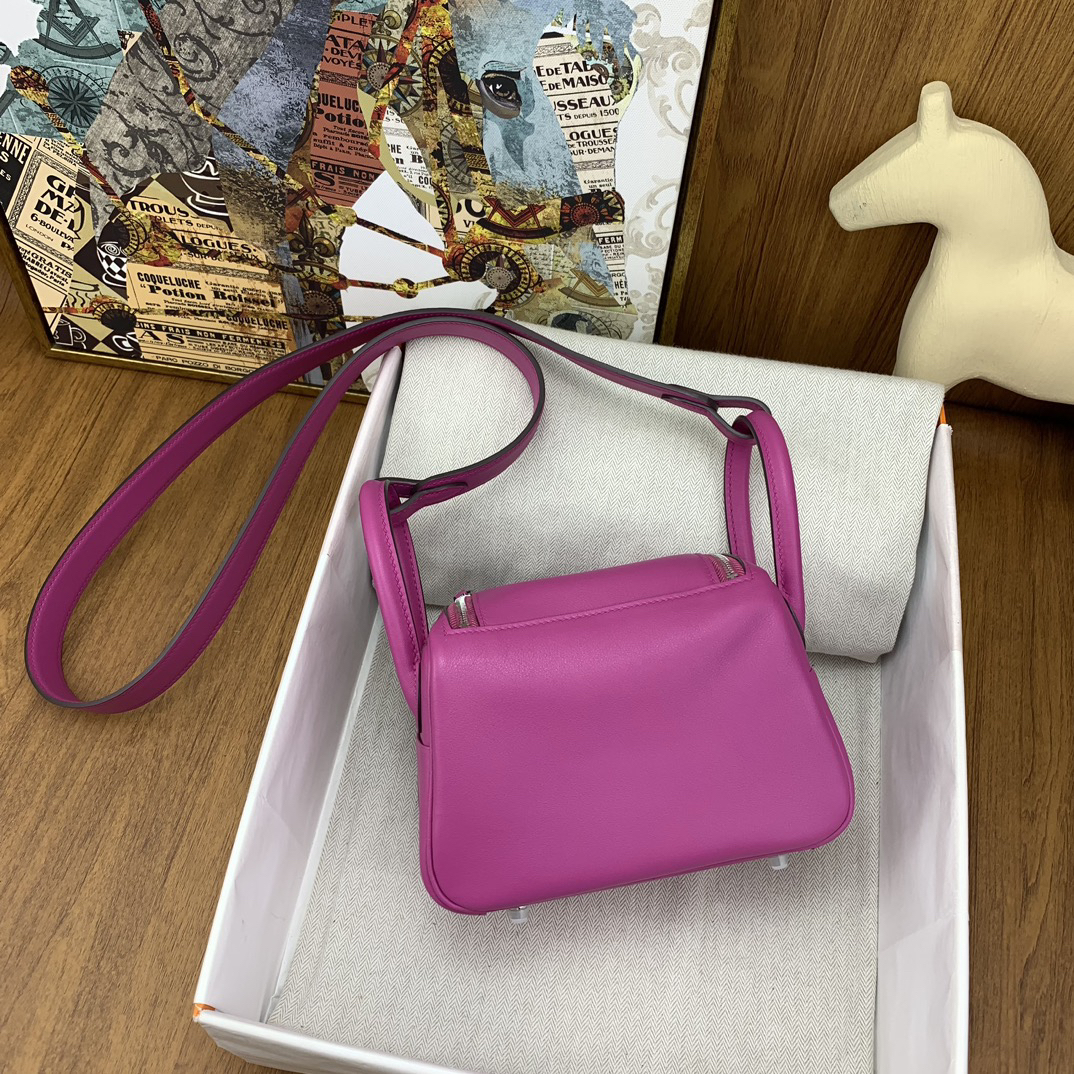 Hermès Mini lindy swift 9i Magnolia Pink color