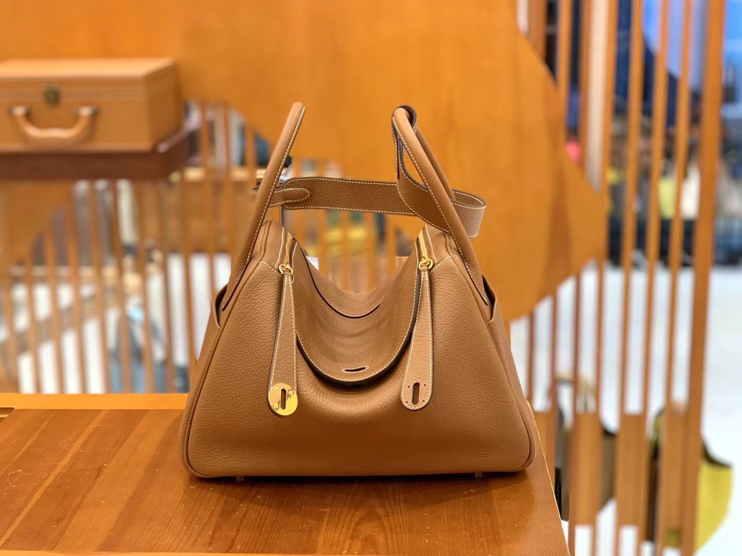 Hermès Lindy 26 golden brown