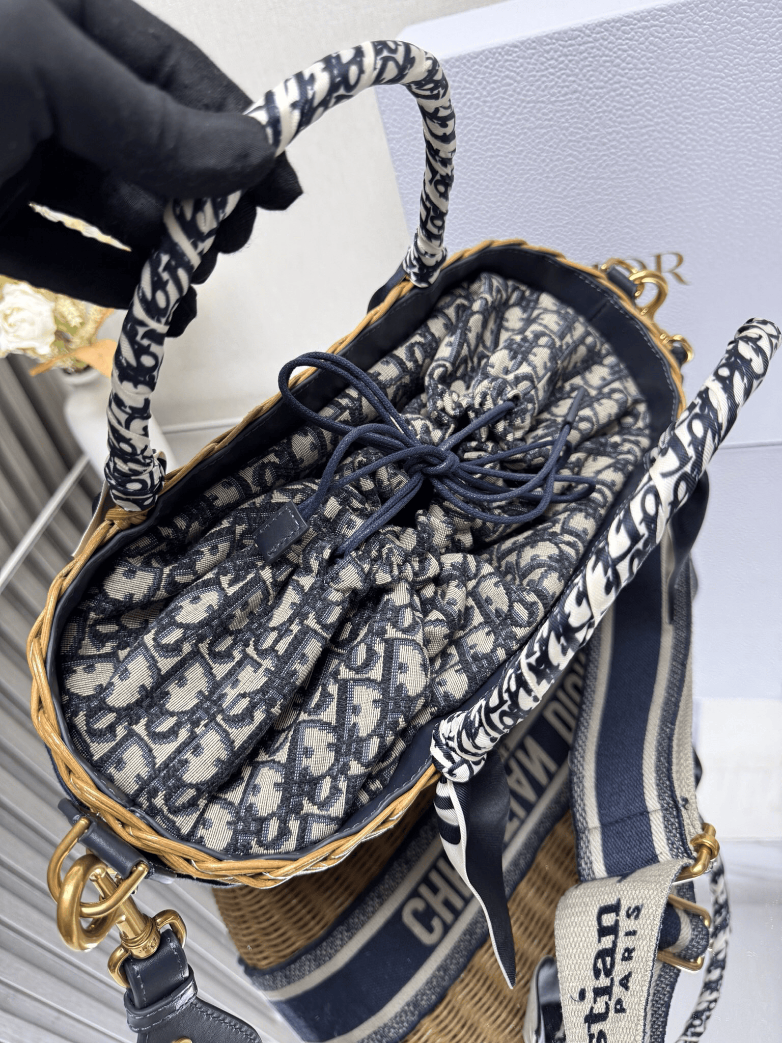 DIOR Book Tote Original factory basket packaging