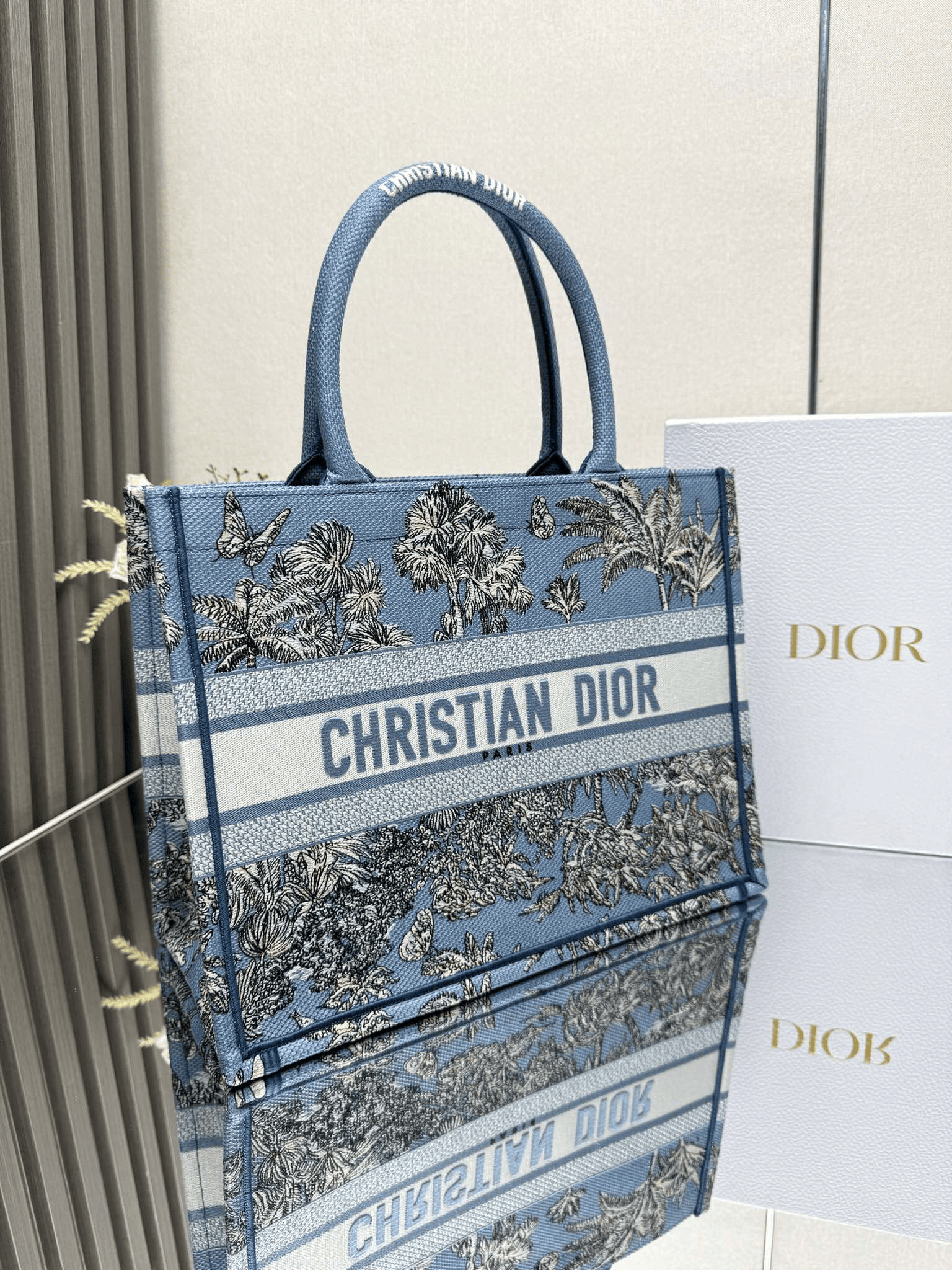 DIOR Book Tote New Coconut Tree Sea Blue Medium Size