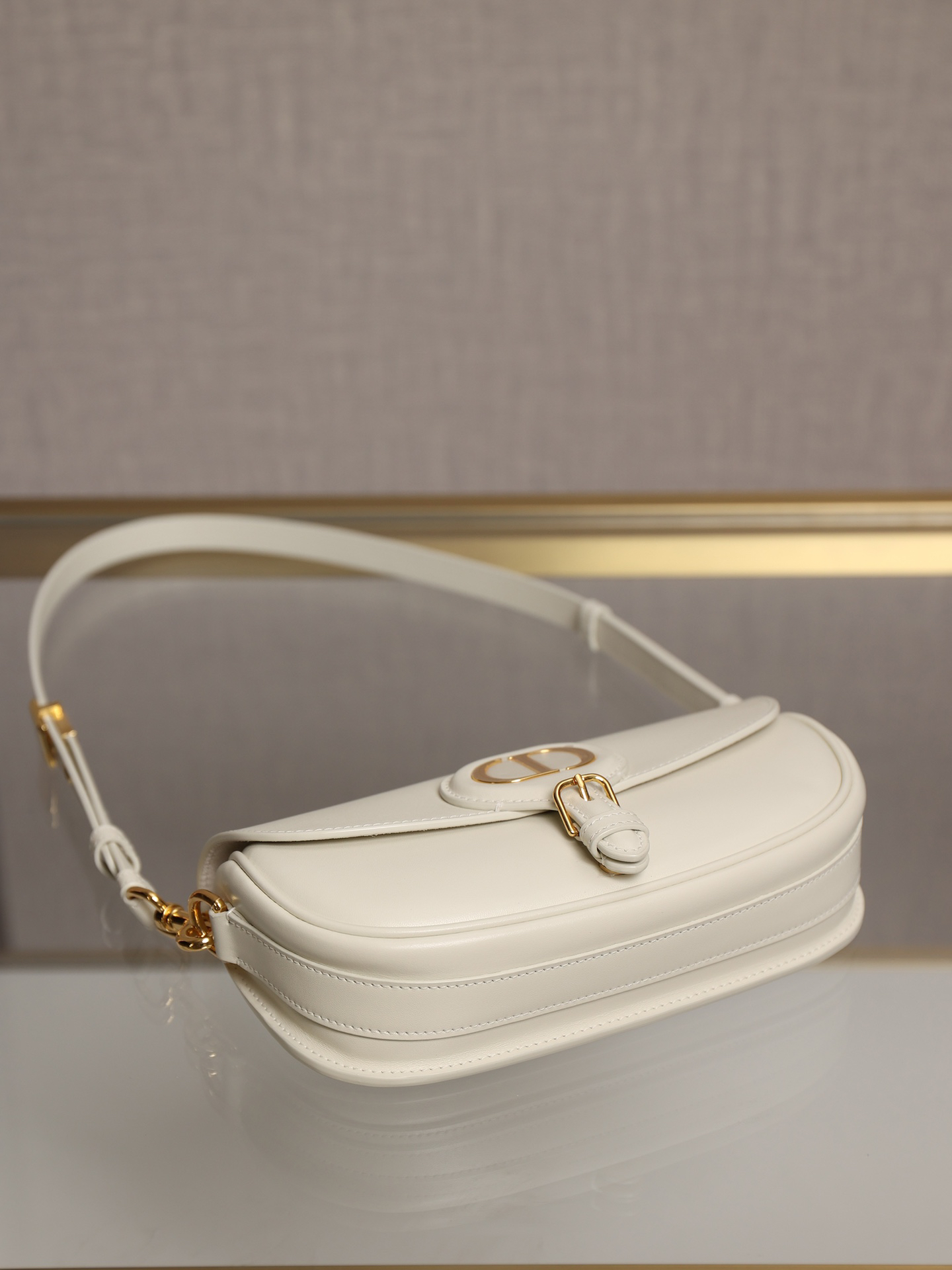 DIOR 30 Montaigne Bobby East-West underarm bag off-white color