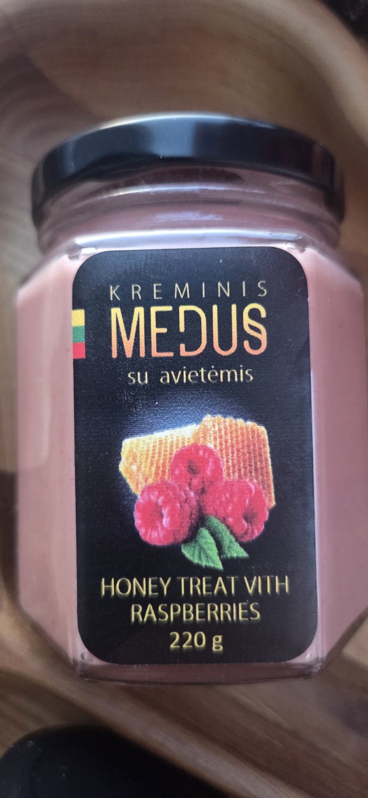 Kreminis medus su avietėmis