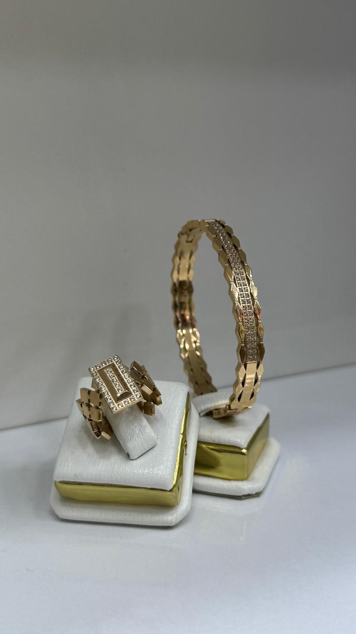 سوار مع خاتم