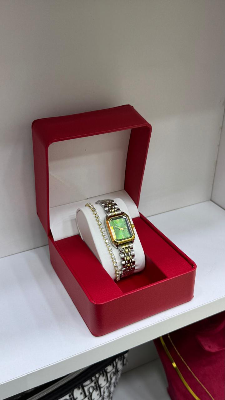 ساعة مع براسلي هدية