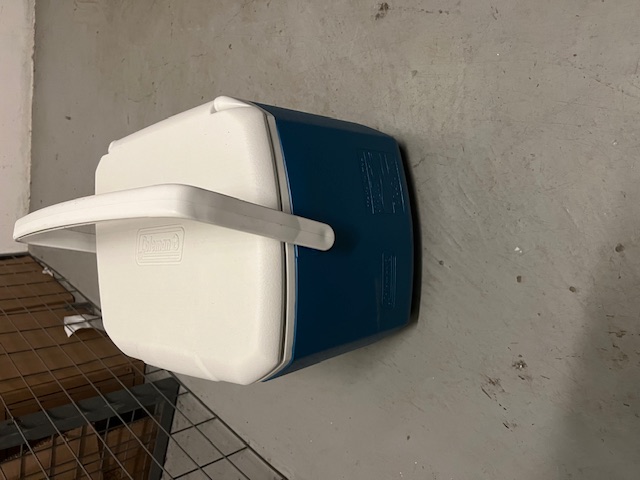 Coleman Chiller 16-Quart Insulated Portable Cooler