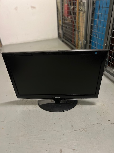 Samsung 23.0" Wide Screen LCD Monitor