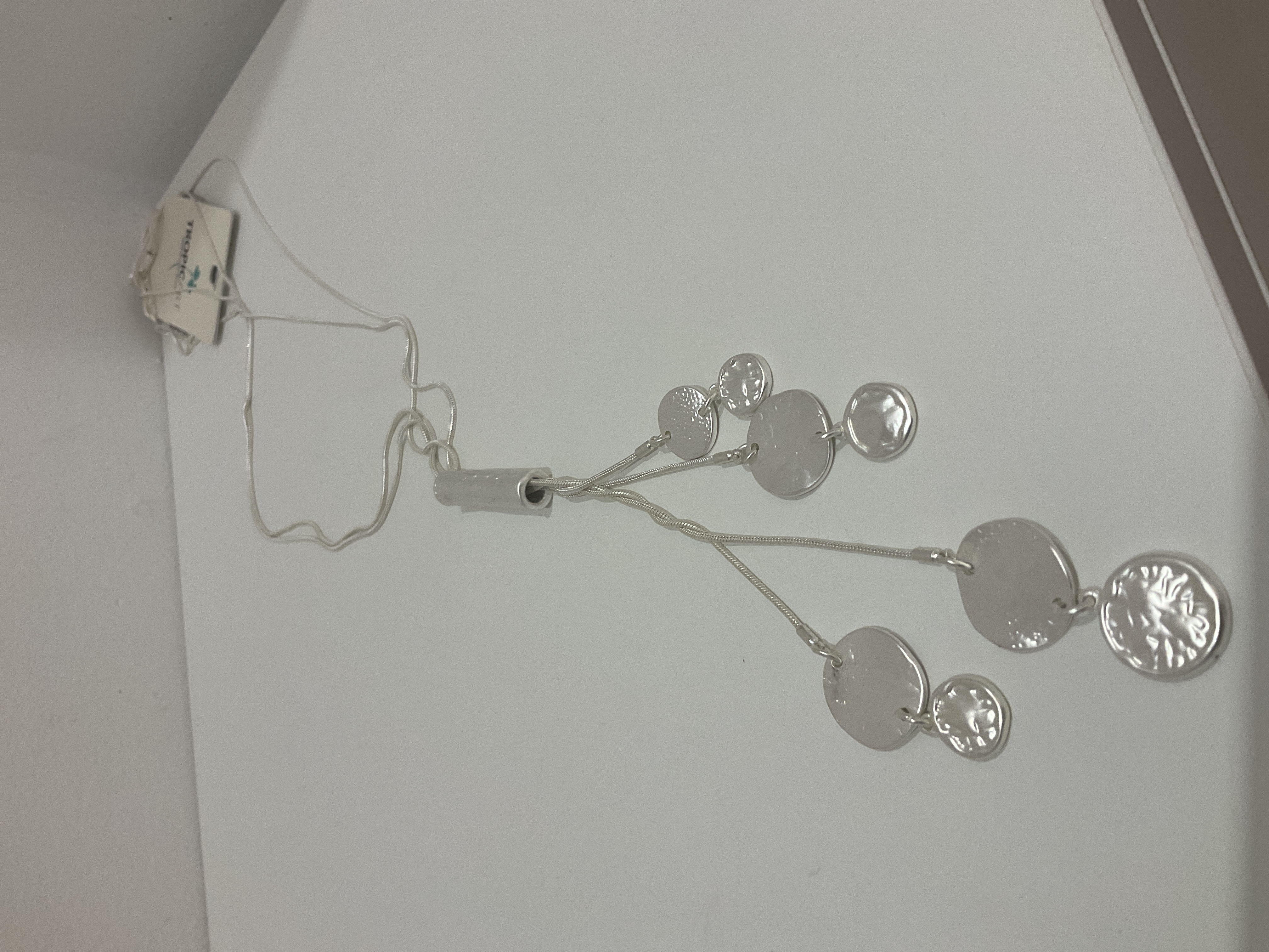 Colgante plateado Moderno