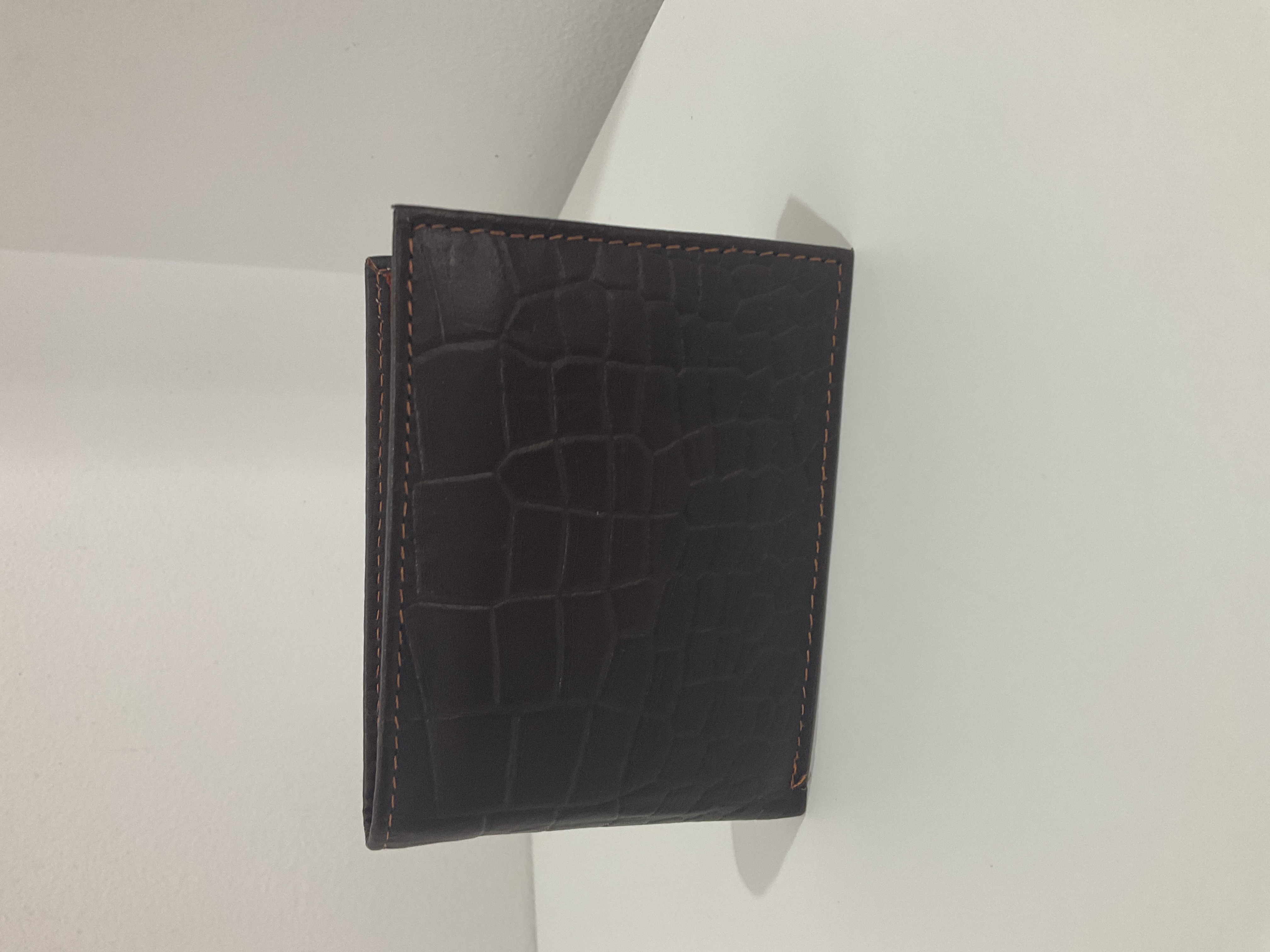 Cartera de piel azul