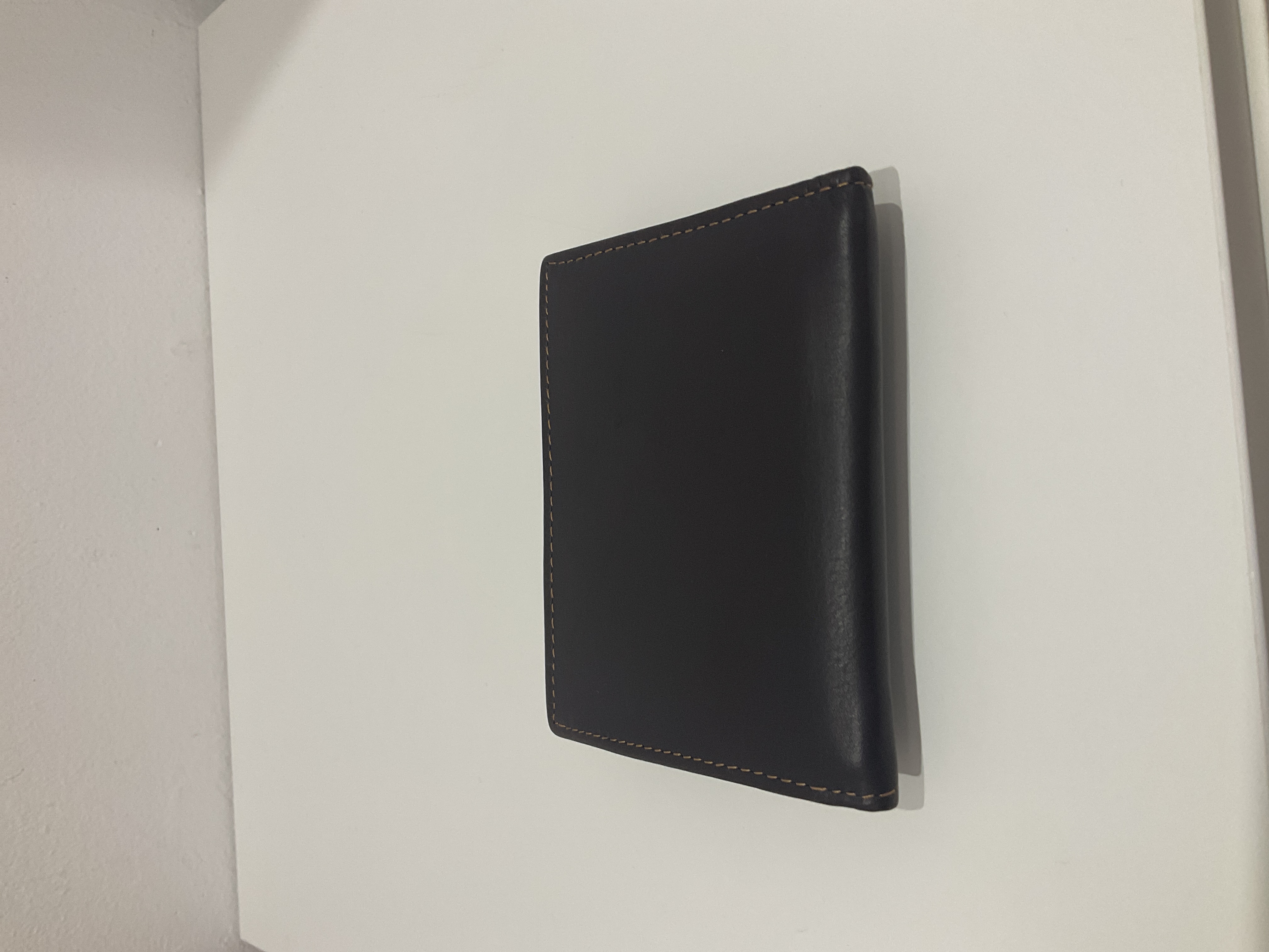 Cartera de piel marrón 