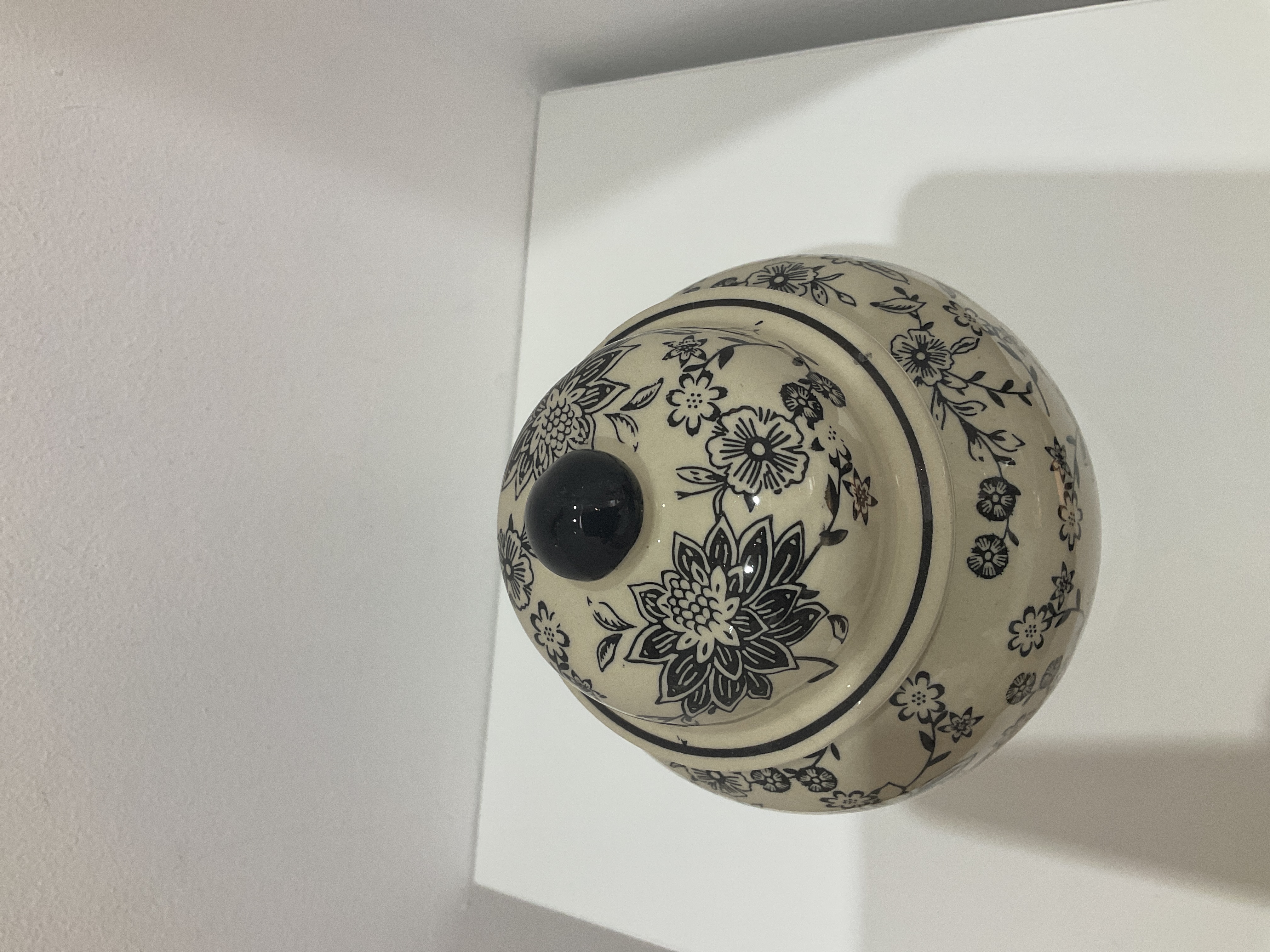 Tibor cerámico floral