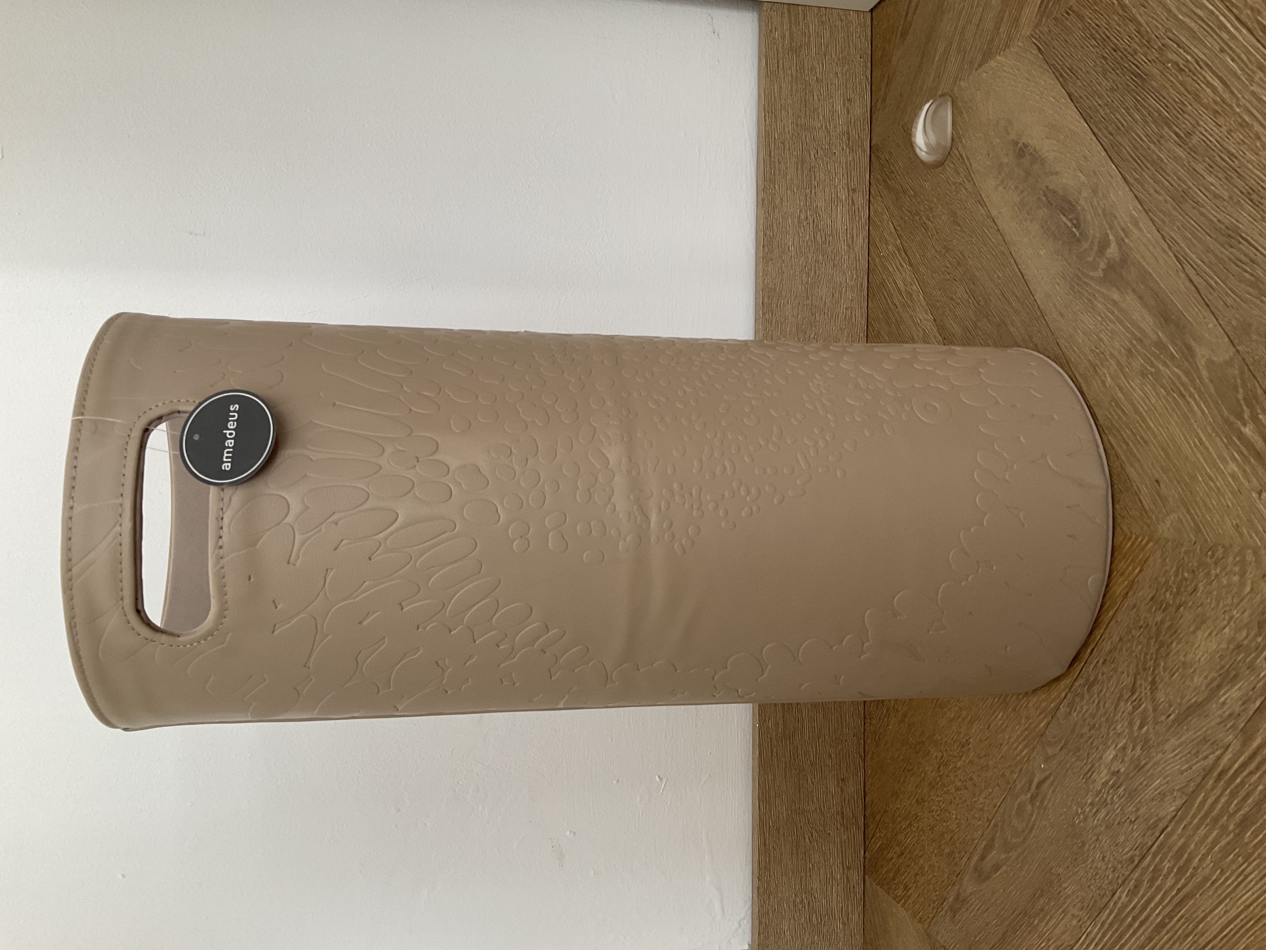 Paragüero de piel beige 