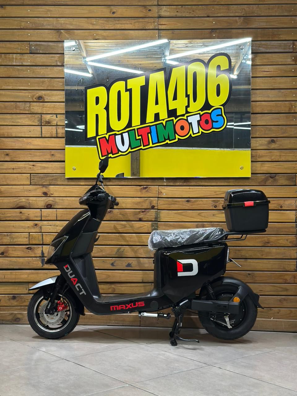MOTO ELÉTRICA - DUACT MAXUS (PRETA)