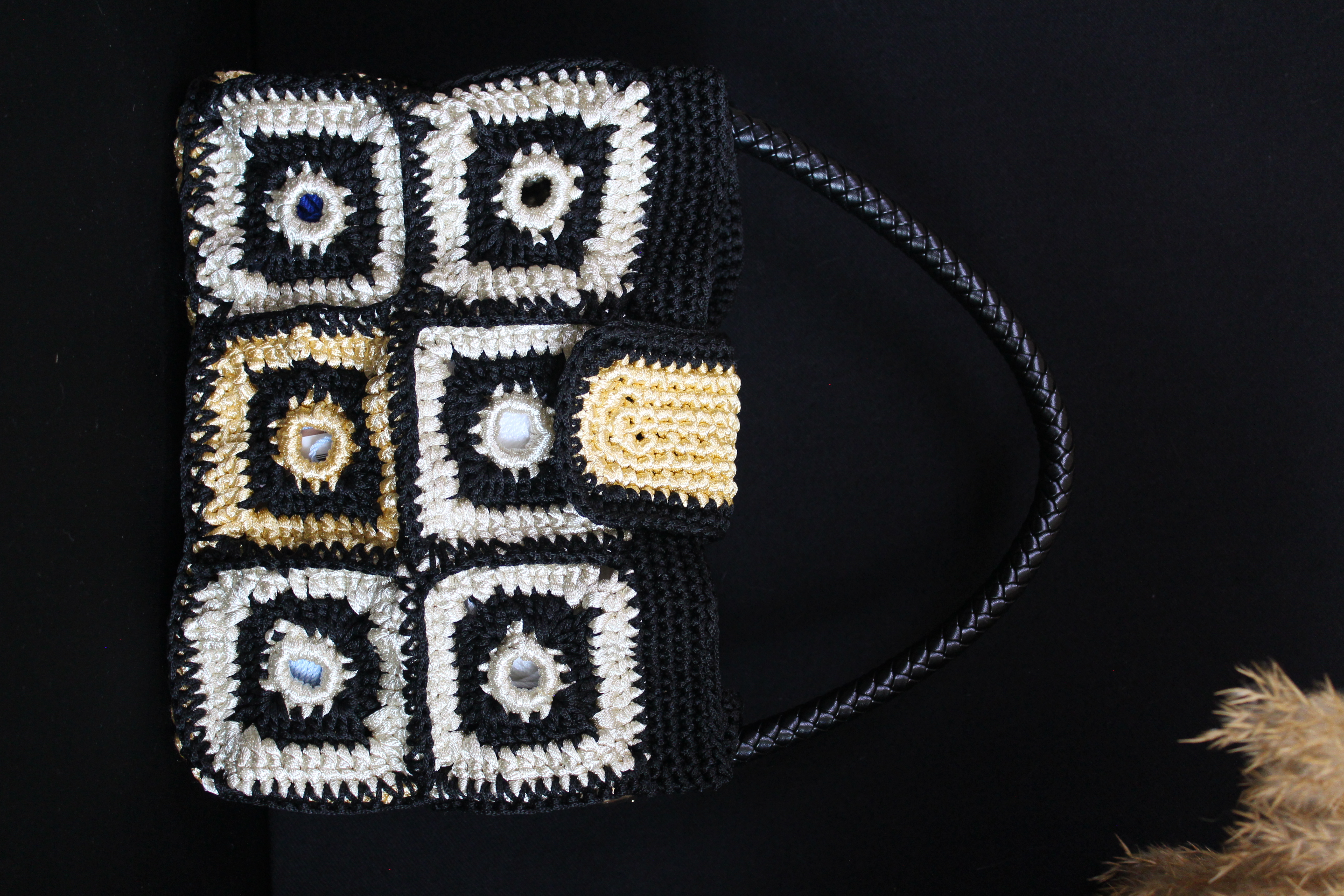 El işi örgü çanta