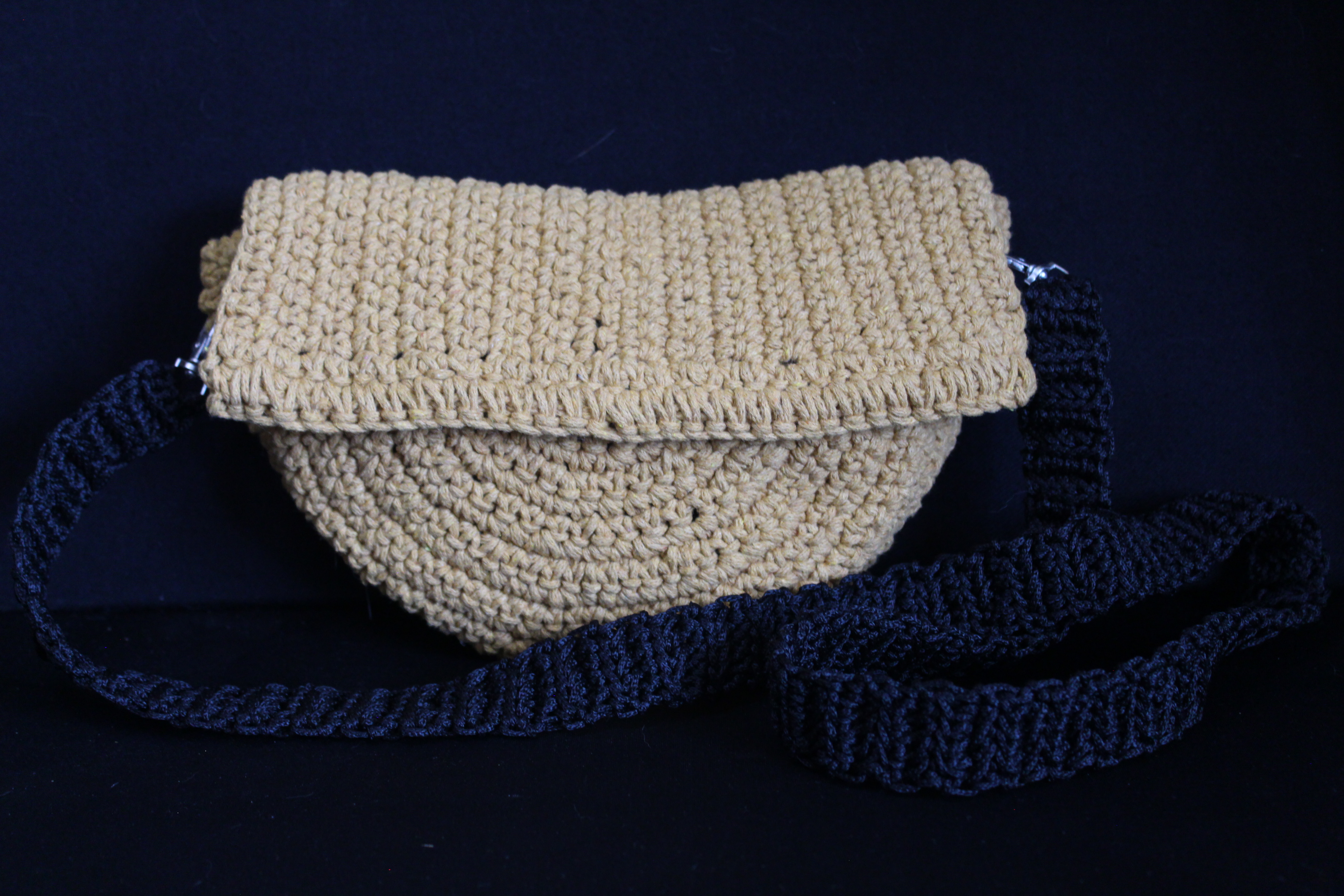 El örgüsü örgü çanta