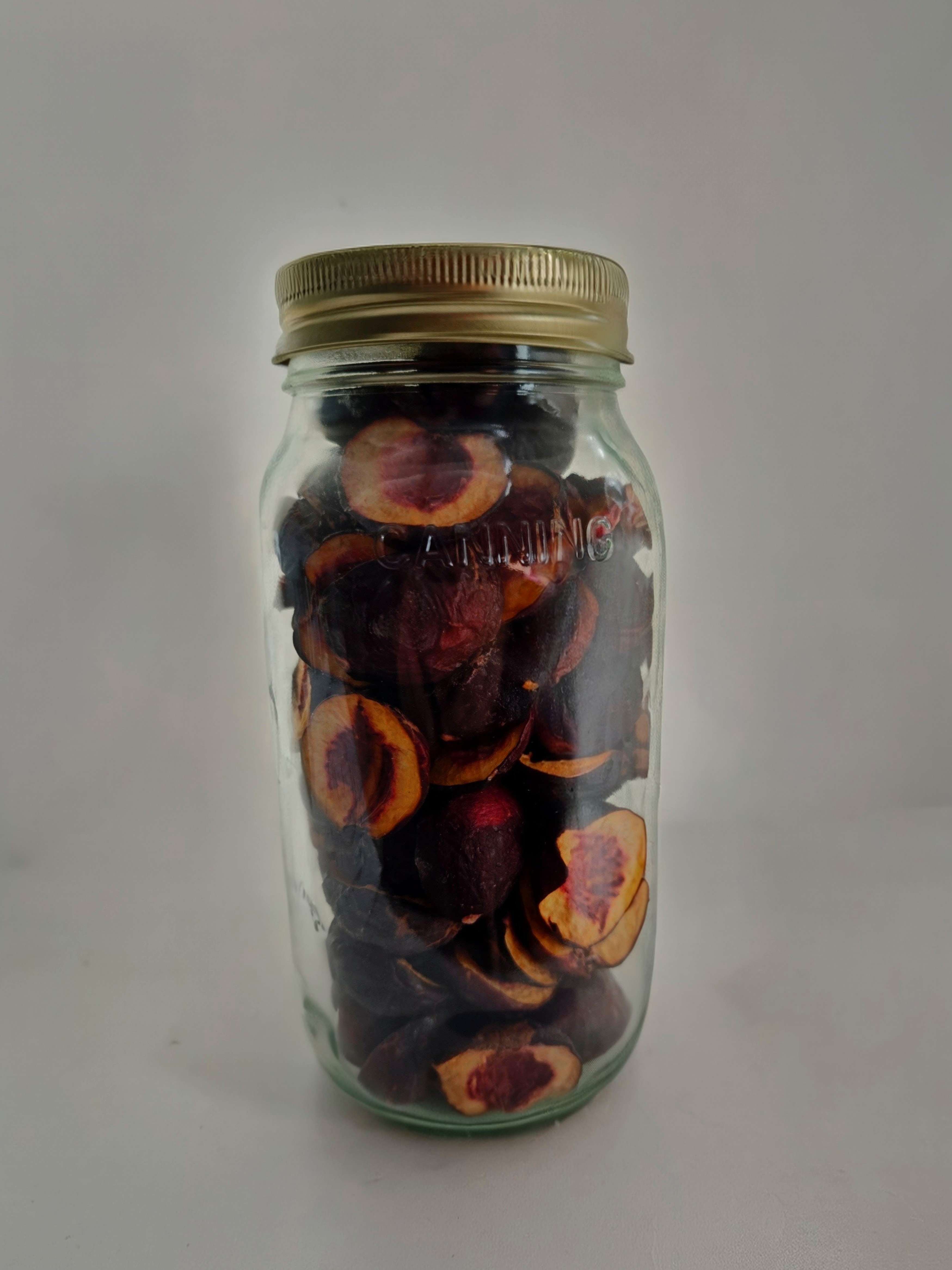 Freeze dried organic Plums