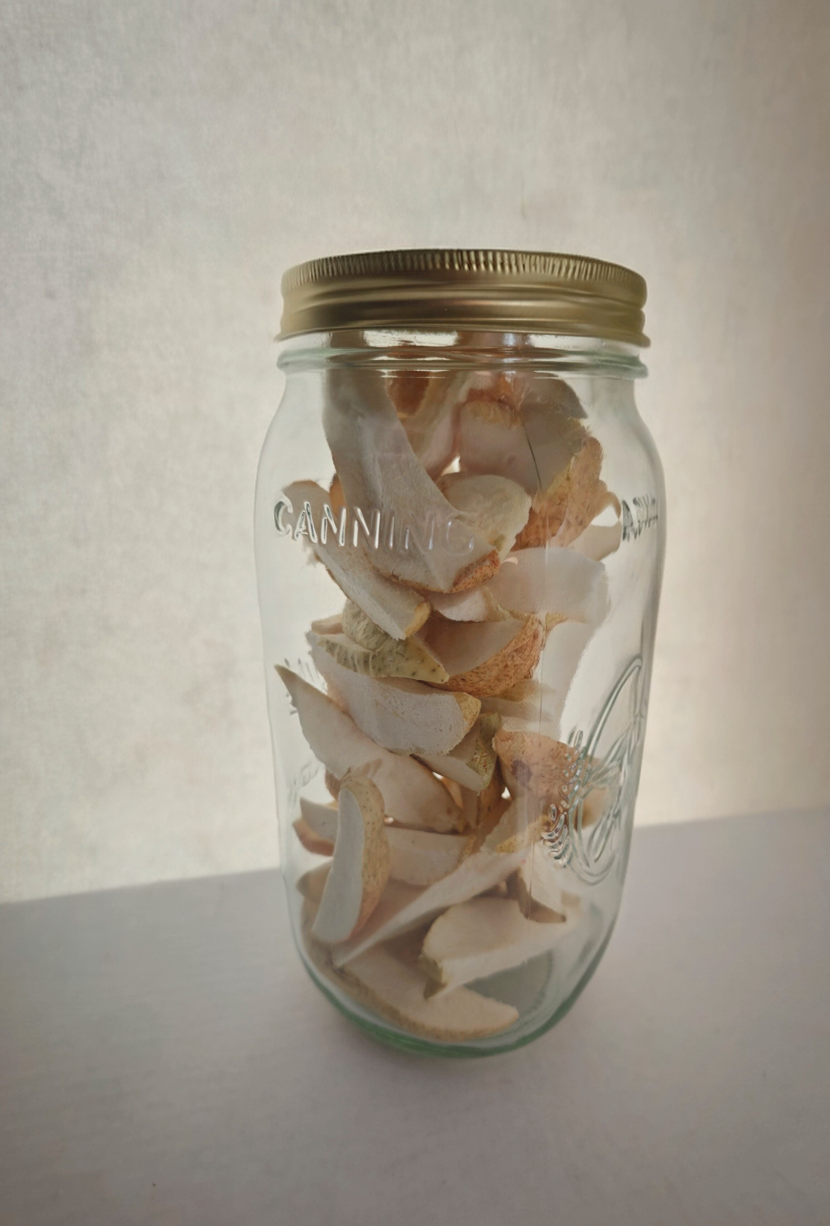 Freeze dried organic D anjou and Bartlett pears