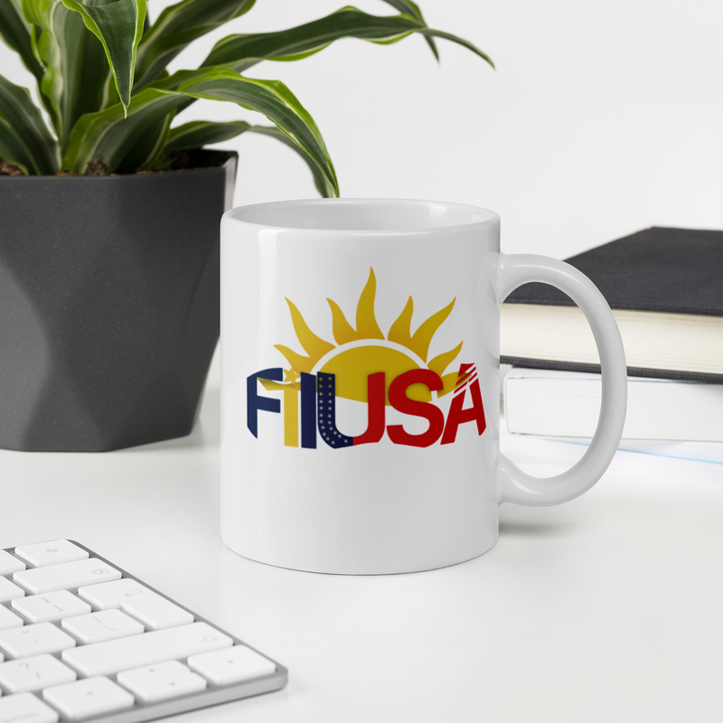 FilUSA White Glossy Mug