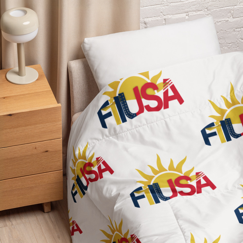 FilUSA Cozy Comforter
