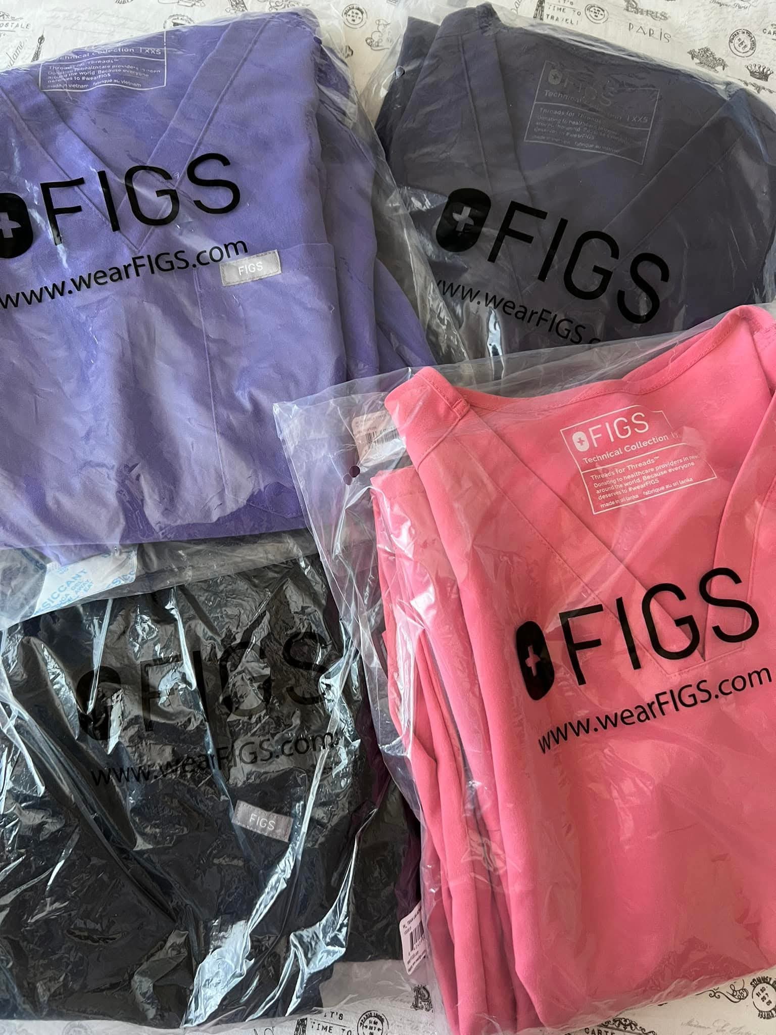 Lote básico 3 FIGS  Uniformes Médicos 