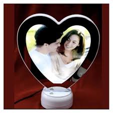 Heart-Shaped LED Photo Frame