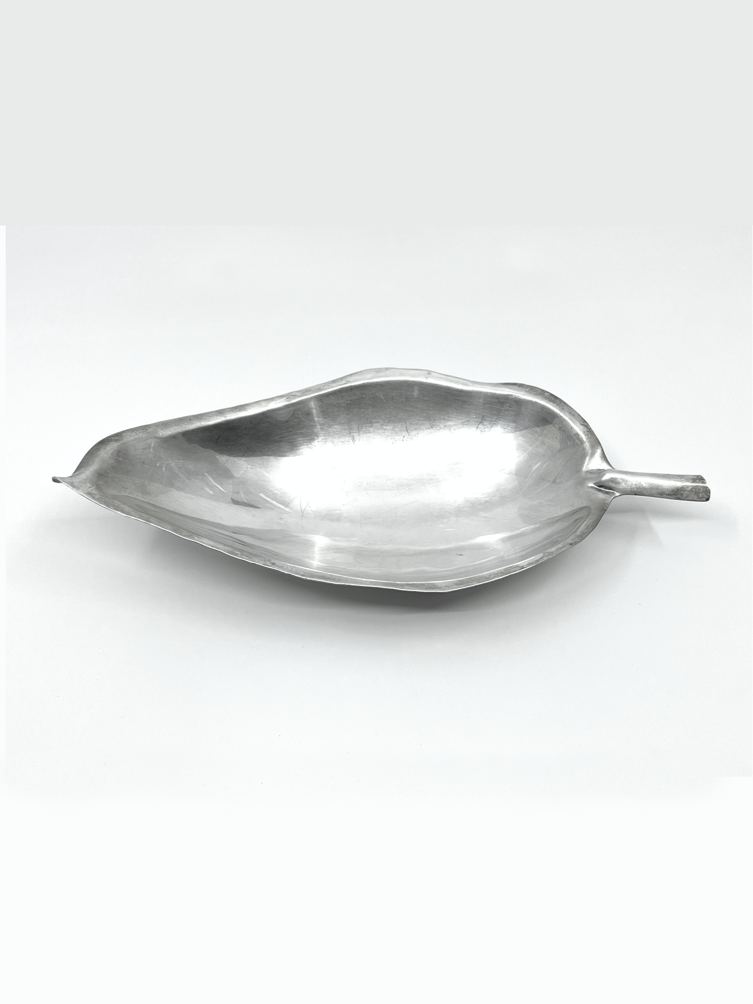8.5" SCIARROTTA Sterling Silver Leaf Dish