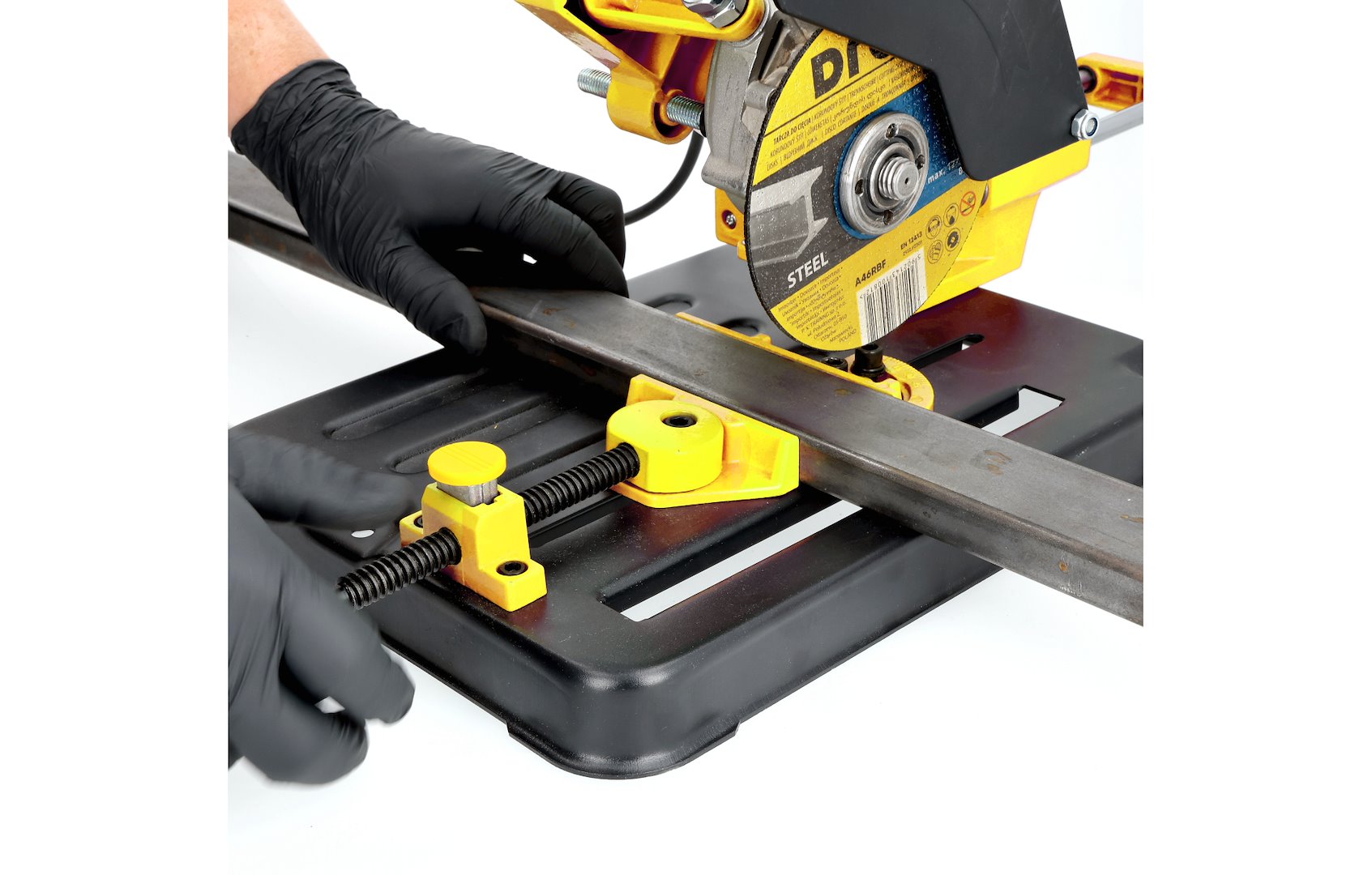 Mbajtese trokoje Drel me shine dhe morse 115-125mm