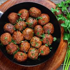 Boulettes sautées mouillées ou sèches de viande de boeuf