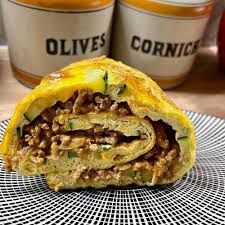 Omelette à la viande hachée