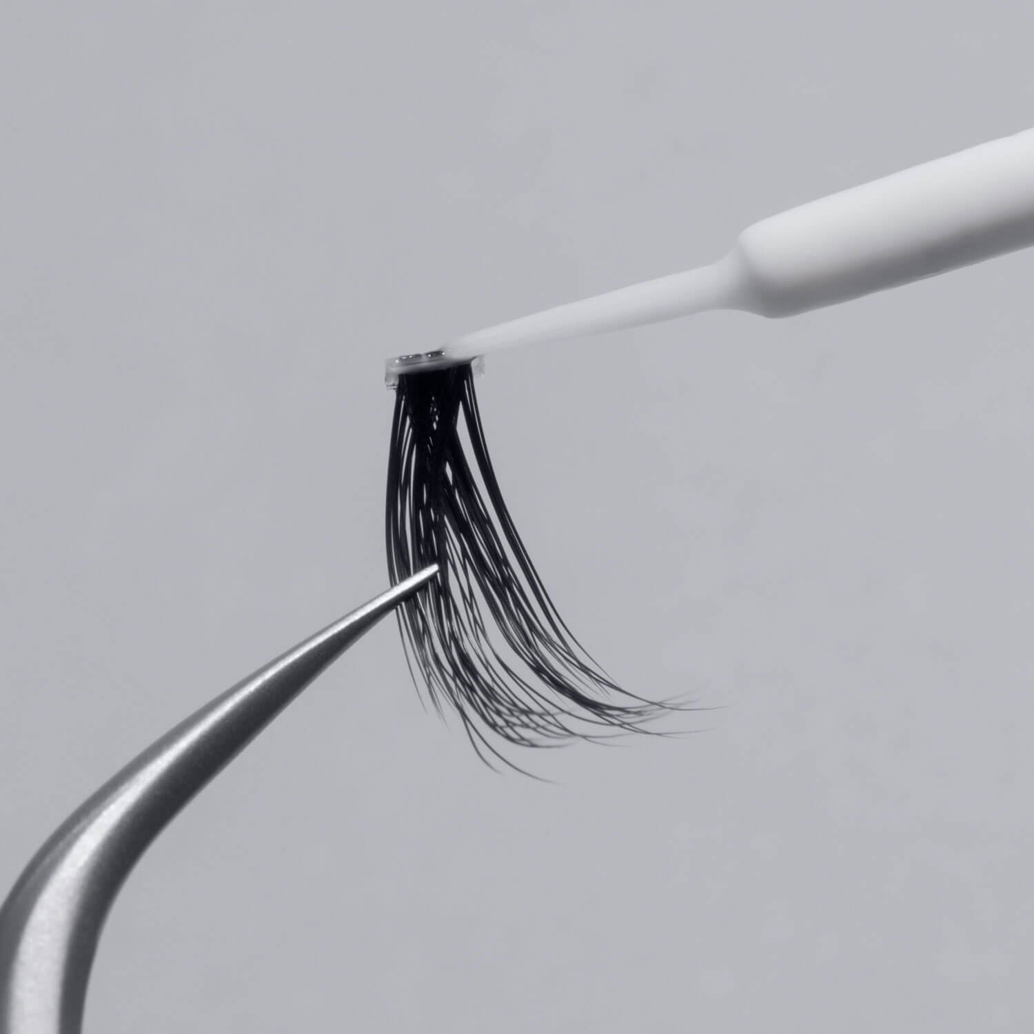 Sticky Tack Latex-Free Lash Glue