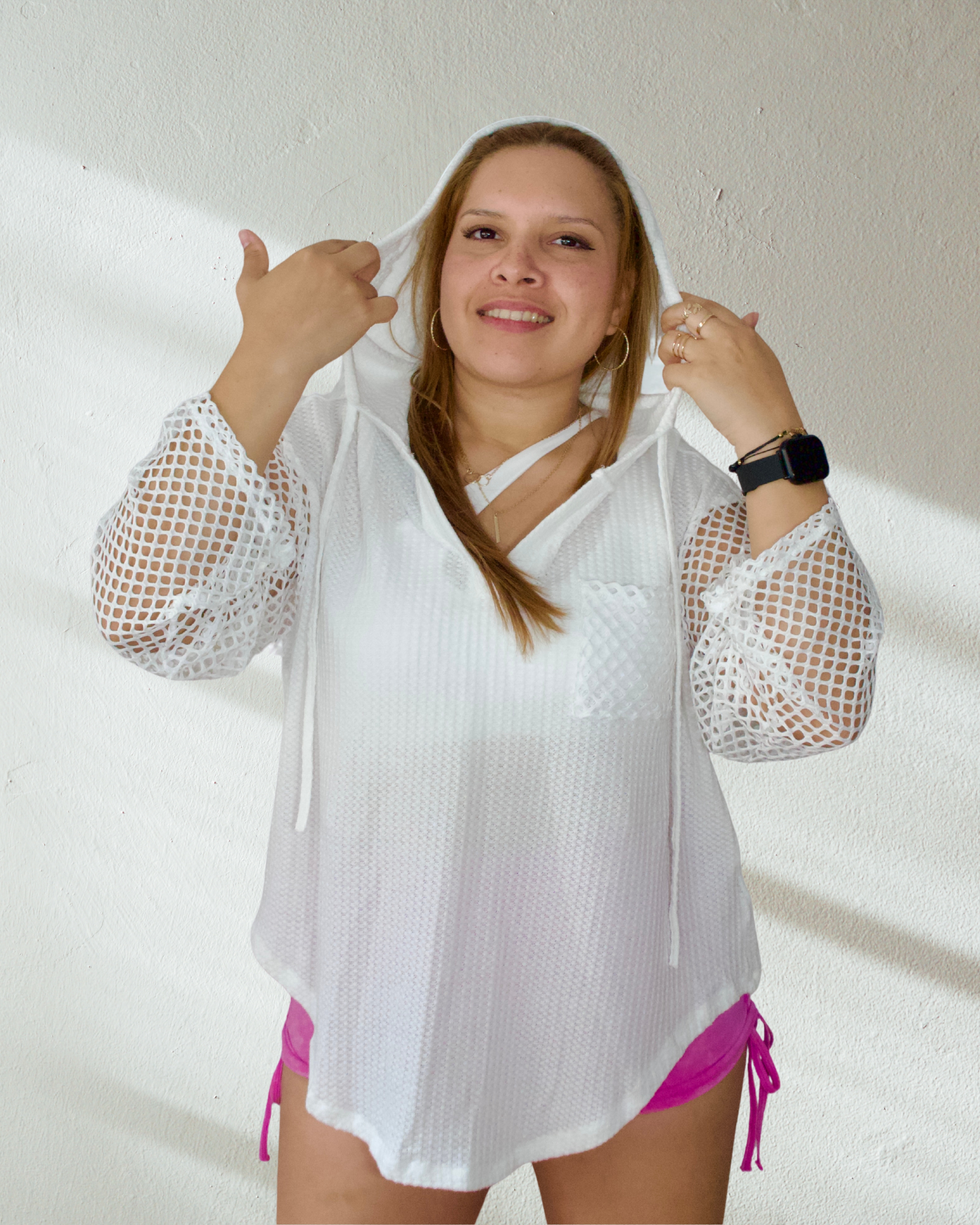 Sudadera Blanca de malla con capucha