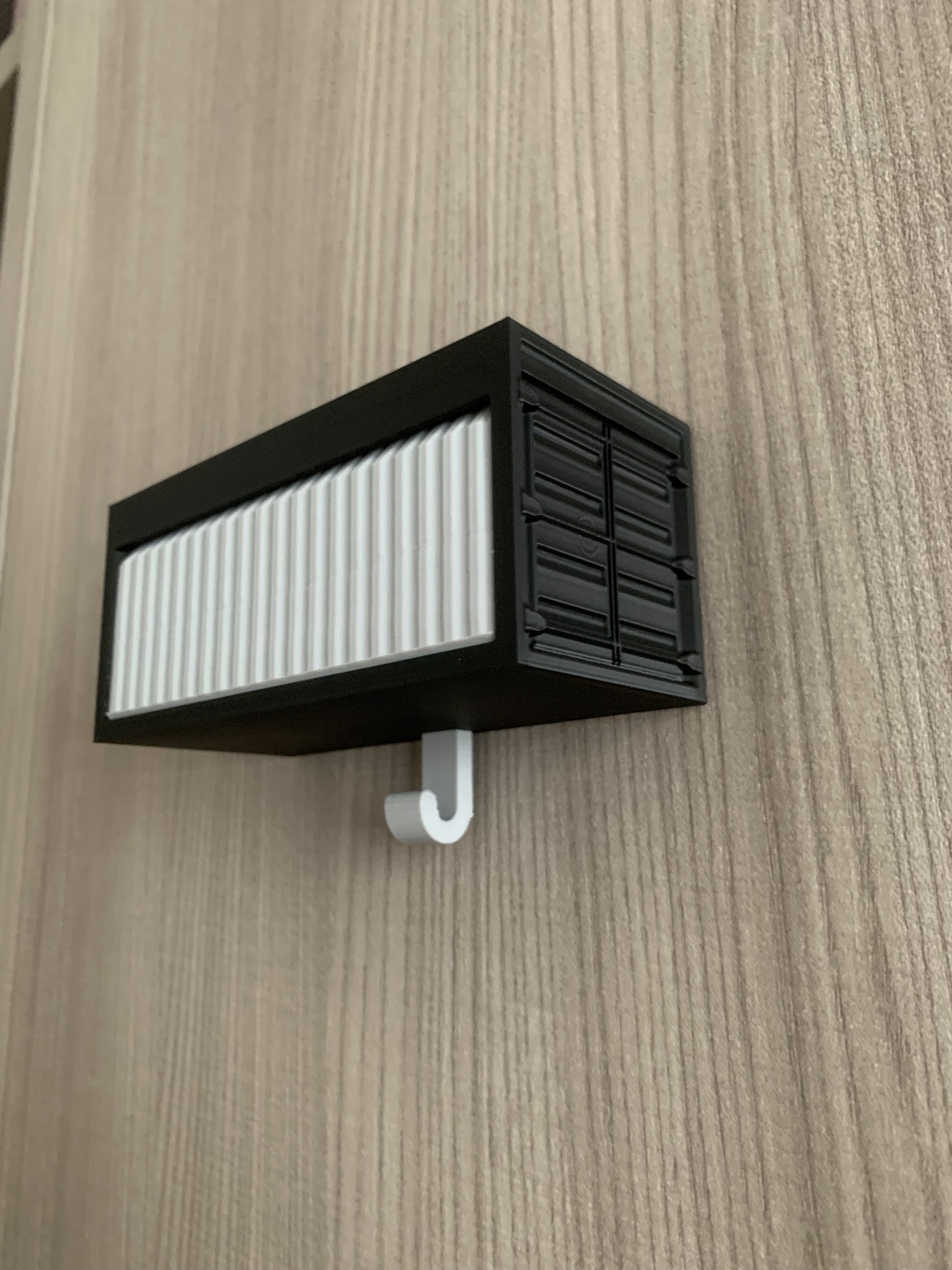 Wall-mounted Key holder with car garage design