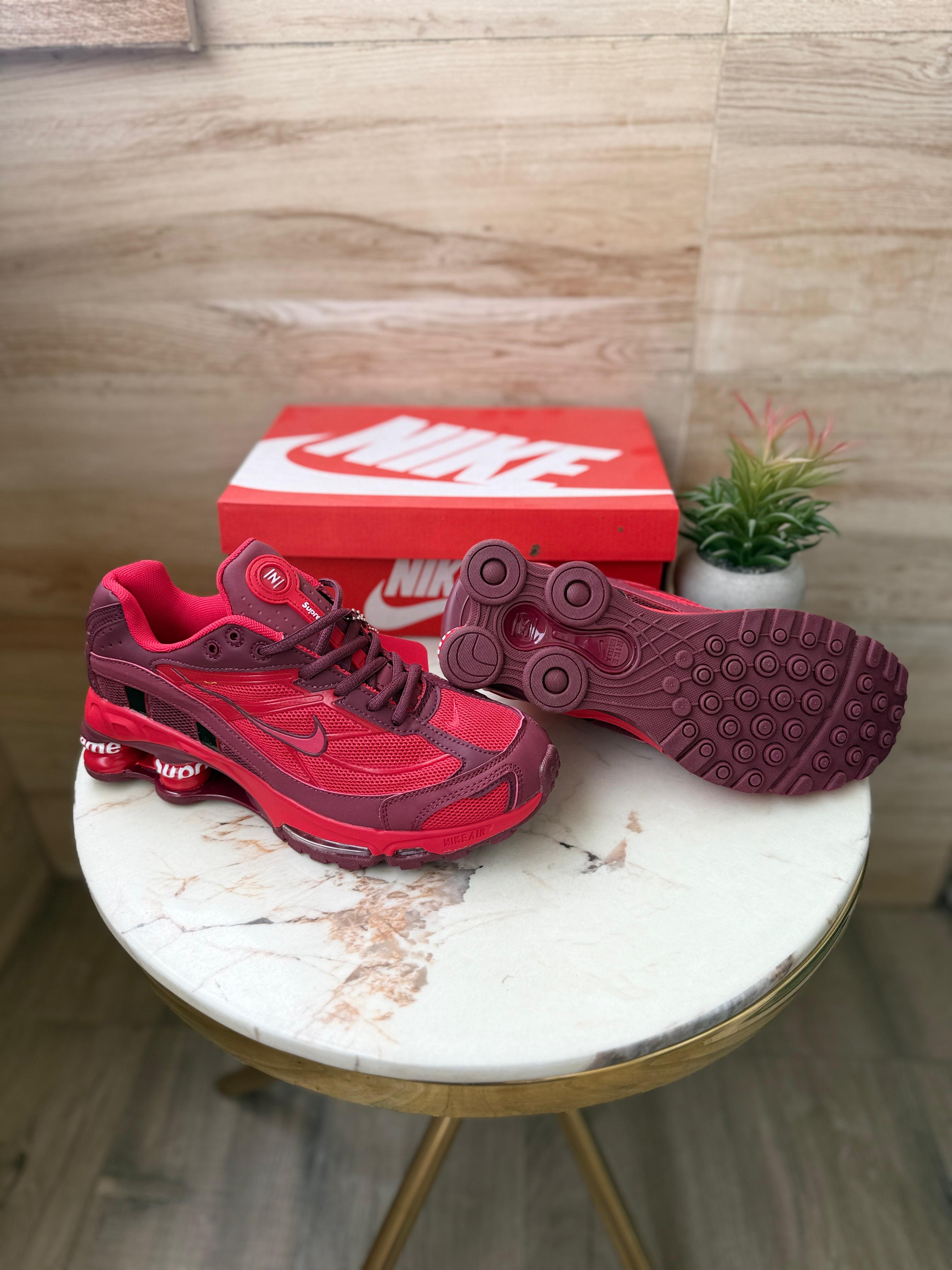 NIKE SHOX 2025 RED GREY