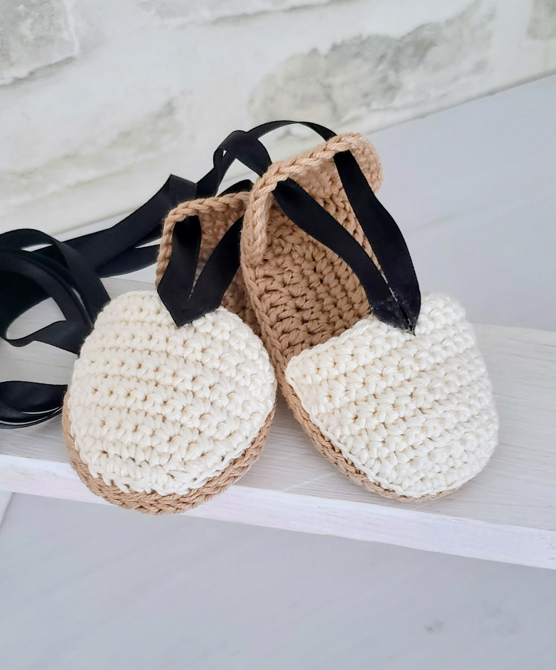 Alpargata regional cinta negra corta